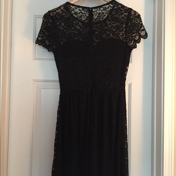Express Dresses & Skirts - ❤️Express Black Lace Dress ❤️